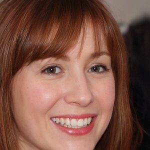 Αθηνά Παπακωνσταντίνου - Συγγραφέας